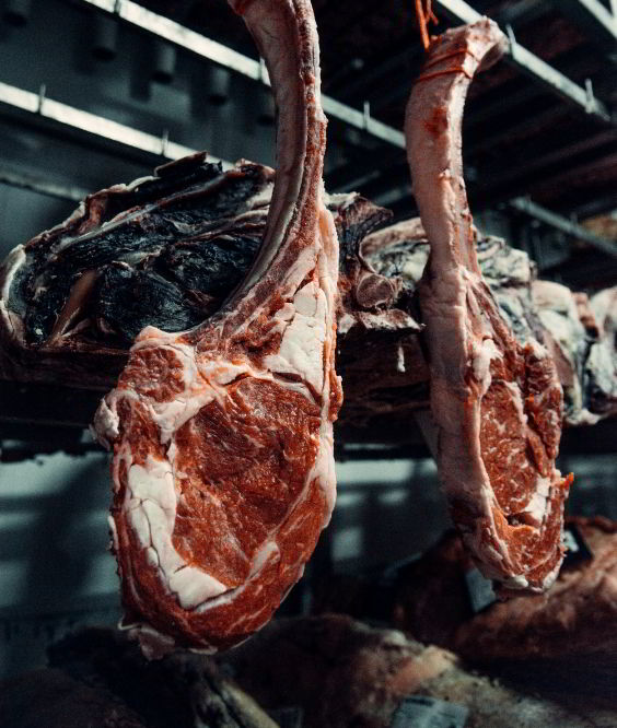 Enmascarar grupo 1 chuletones de carne de vaca madurada