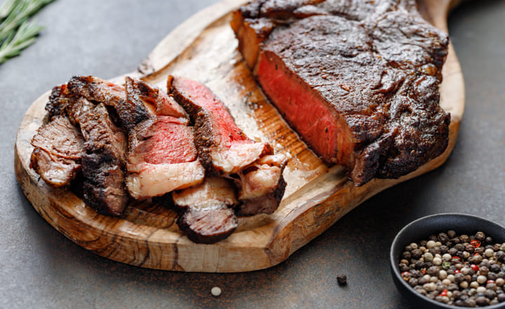 carne madurada a la parrilla